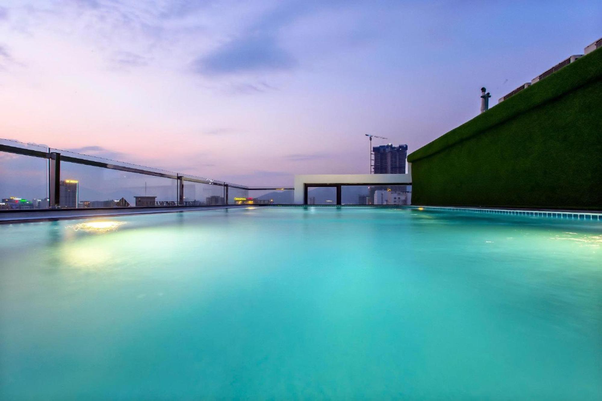 Ocean Haven Hotel Da Nang Exteriör bild