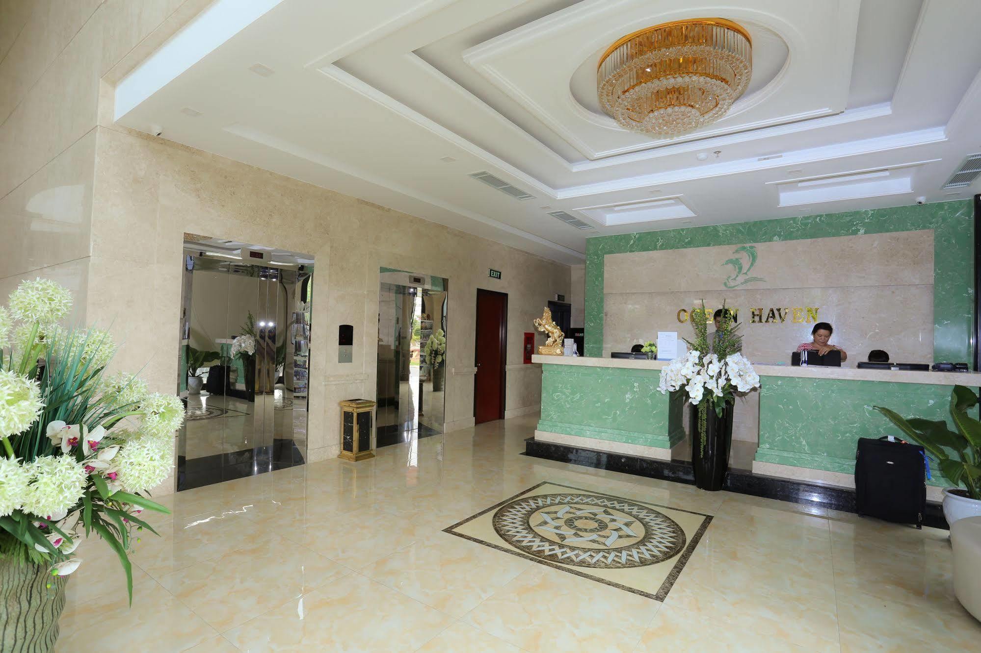 Ocean Haven Hotel Da Nang Exteriör bild